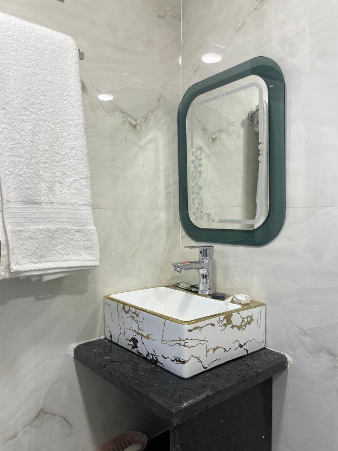 ורנאסי Kashi Dham Home Stay מראה חיצוני תמונה